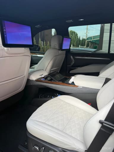 Escalade 5th Generation