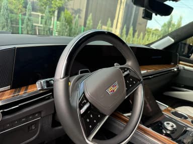 Escalade 5th Generation