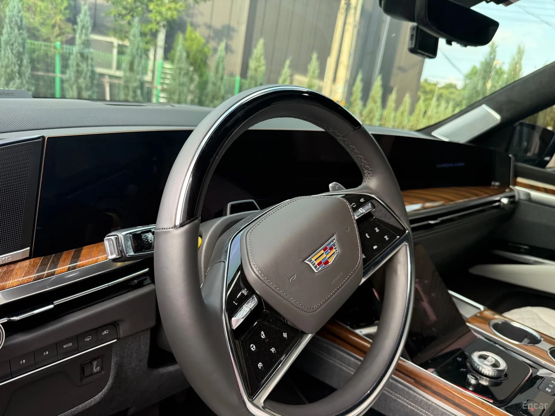 Escalade 5th Generation