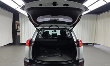 RAV4