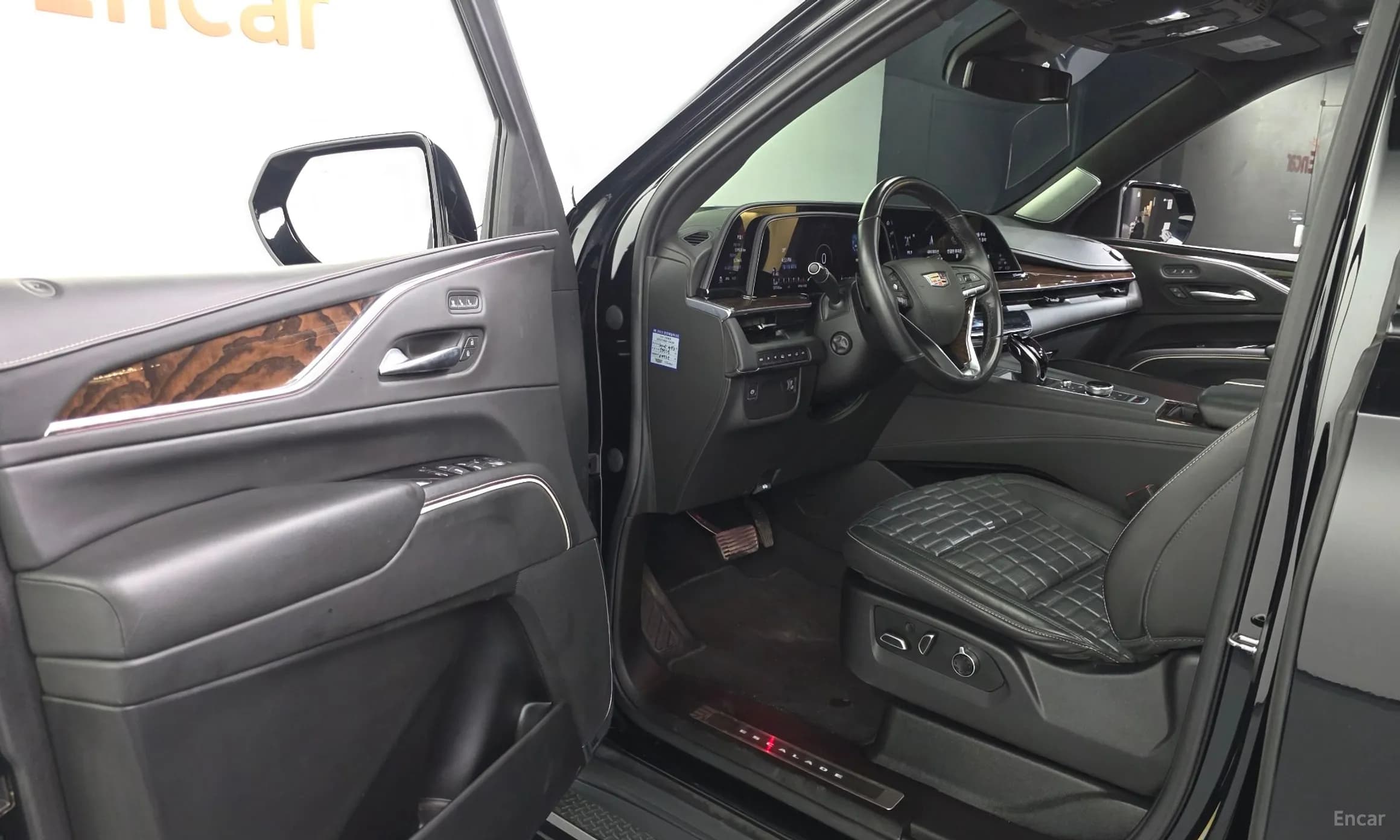 Escalade 5th Generation