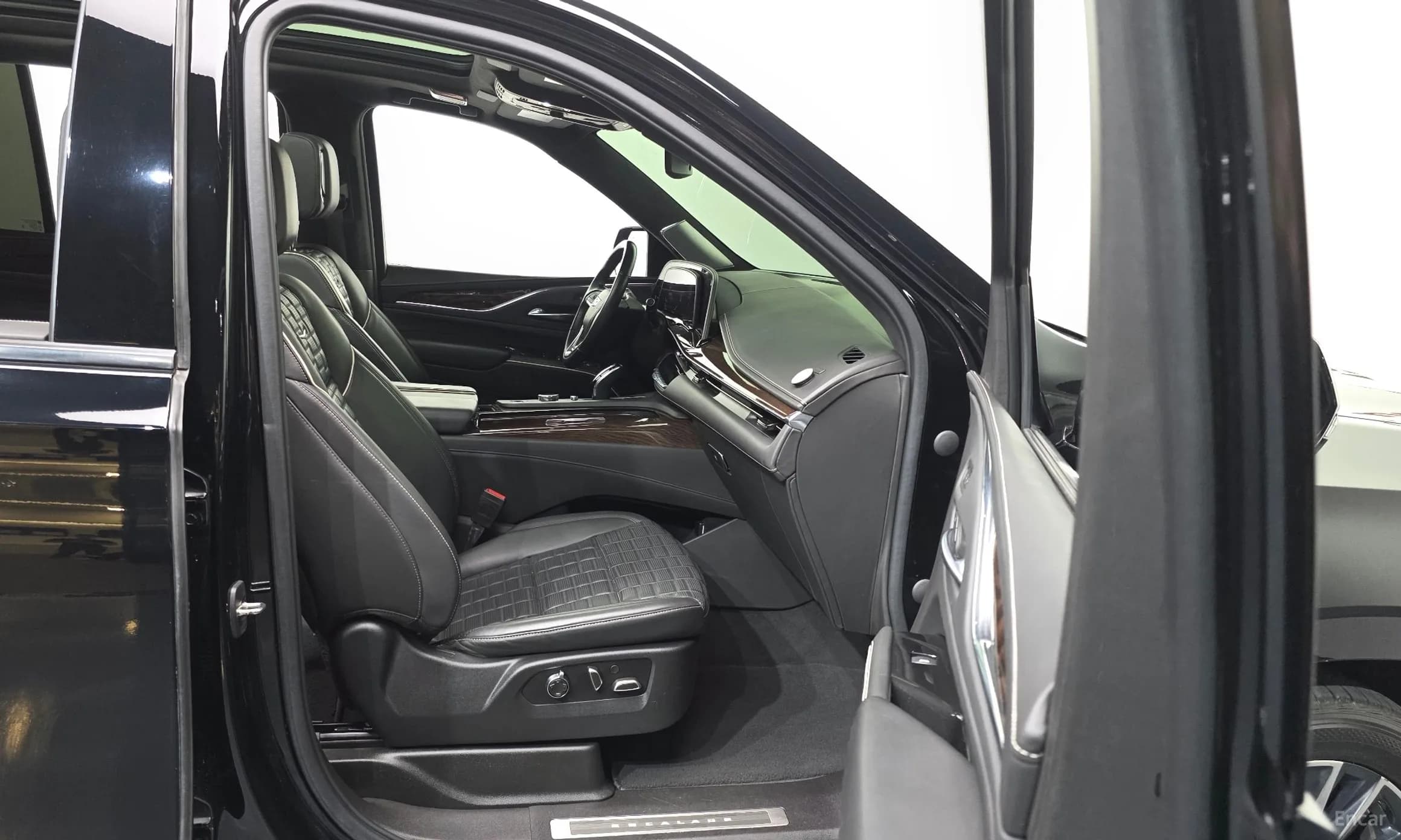 Escalade 5th Generation