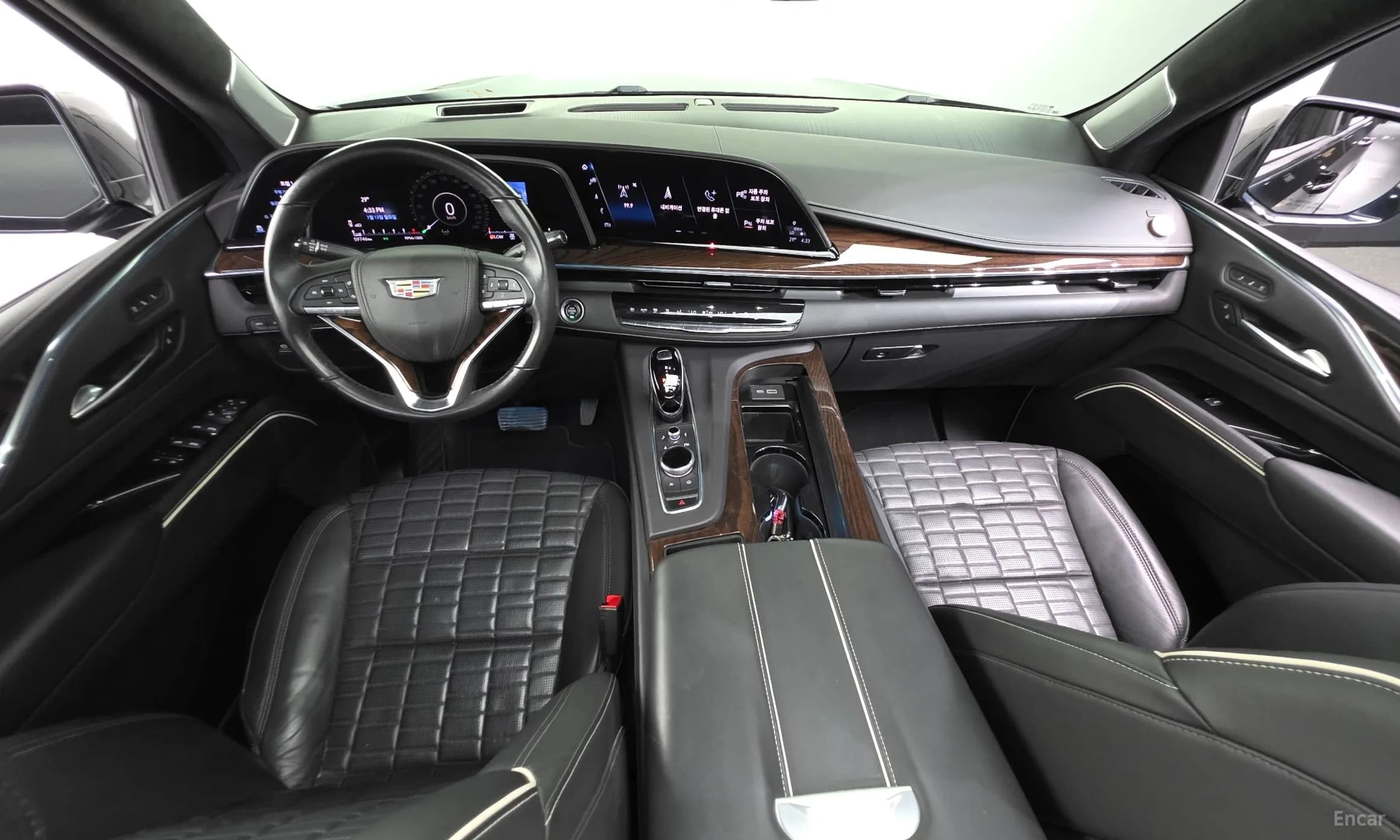 Escalade 5th Generation