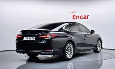 ES300h 7th Generation