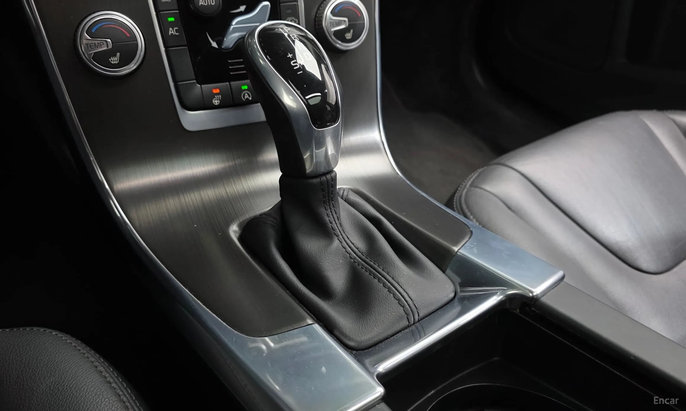 S60