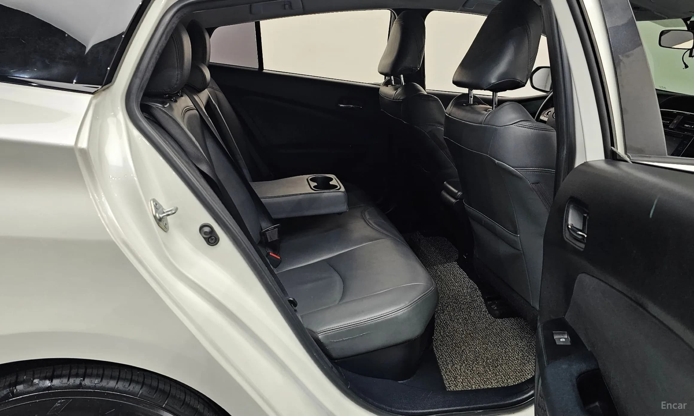 Prius 4th Generation