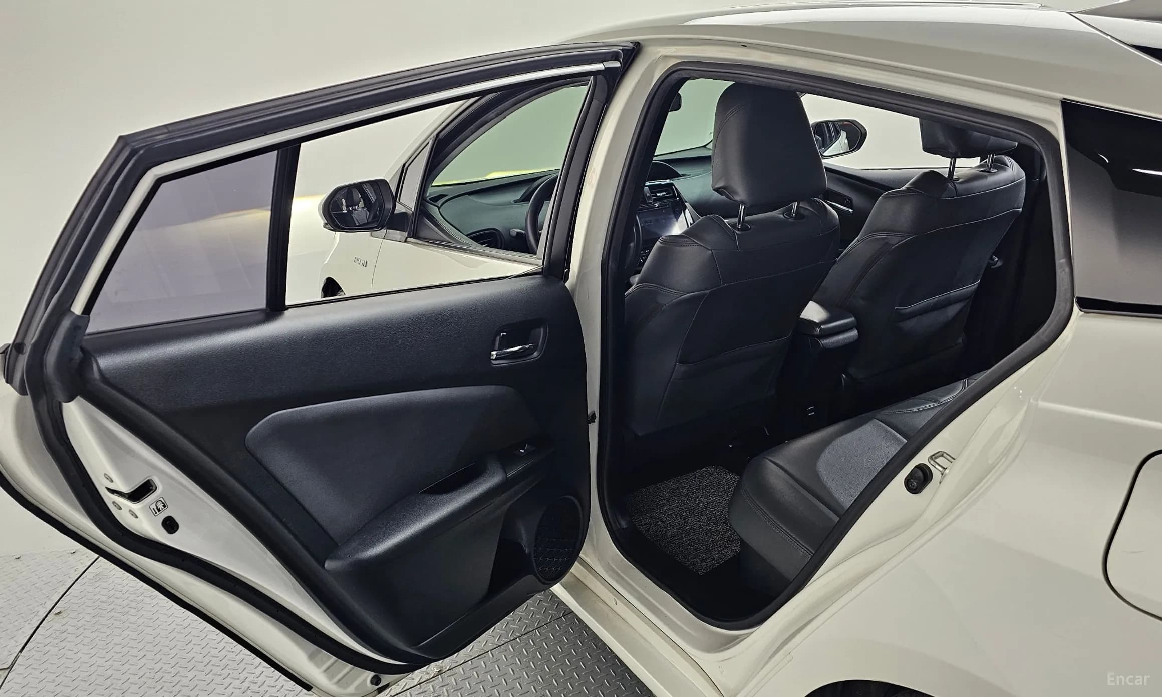 Prius 4th Generation