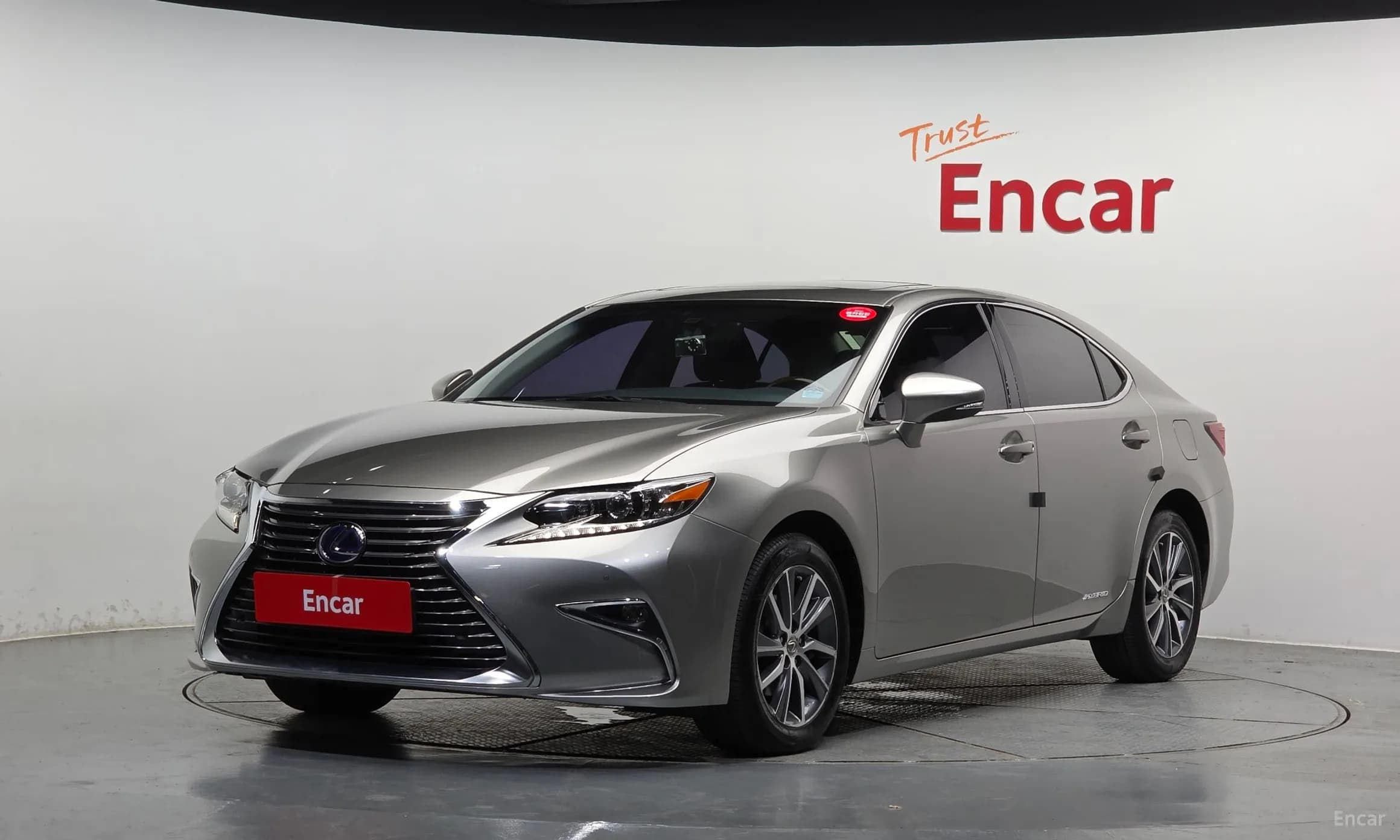 New ES300h