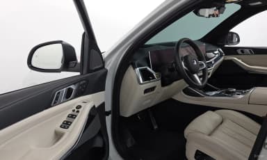 X7 (G07)