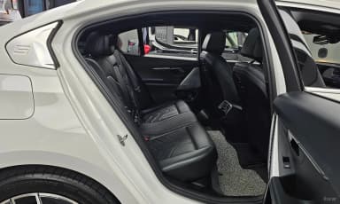 5 Series (G60)