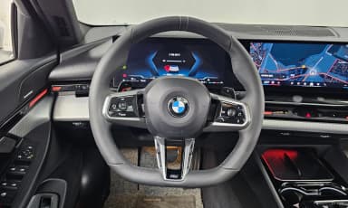 5 Series (G60)