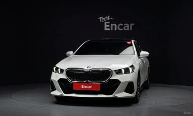 5 Series (G60)