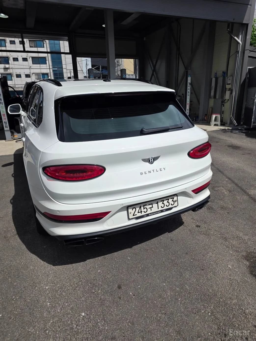 Bentayga