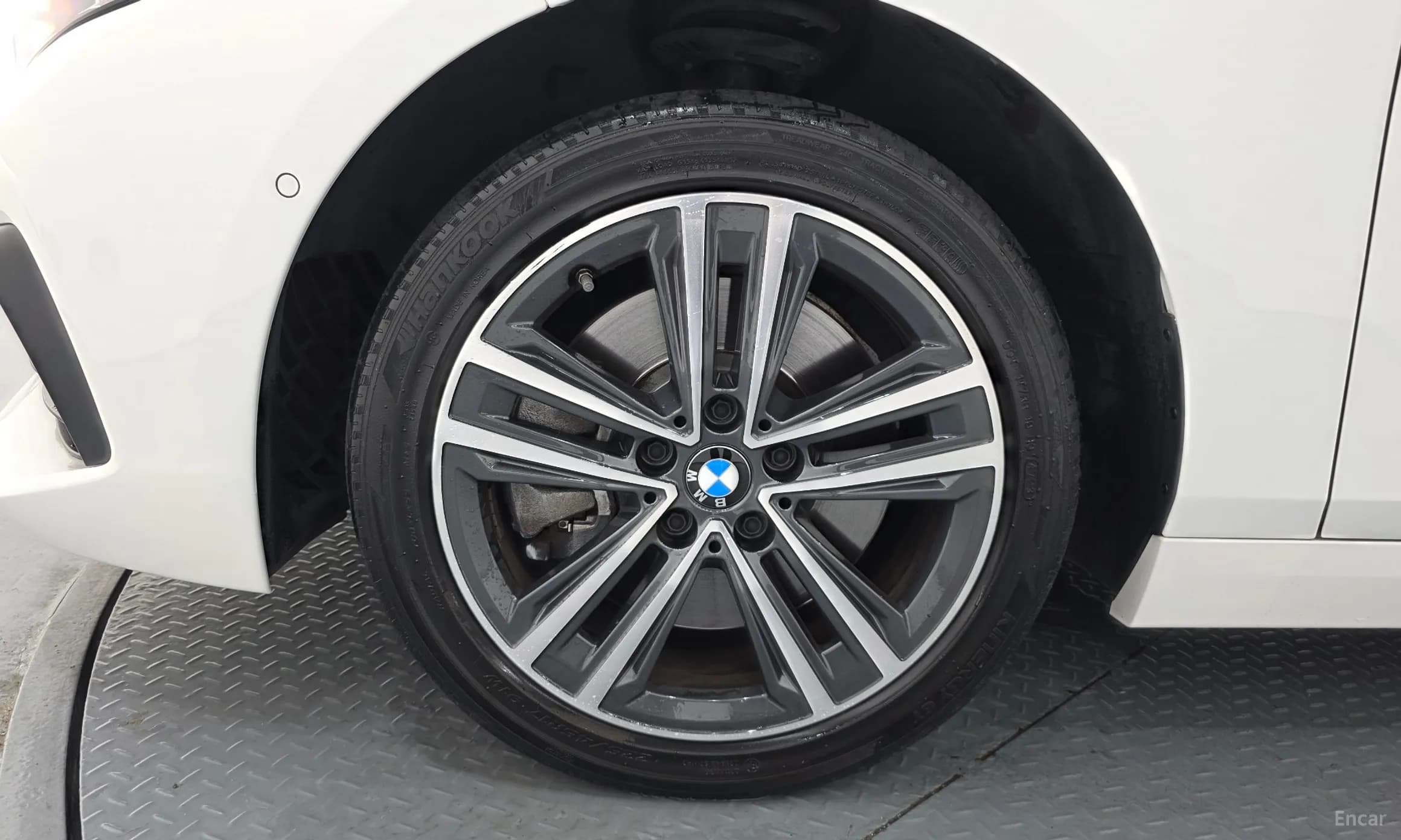 1 Series (F40)