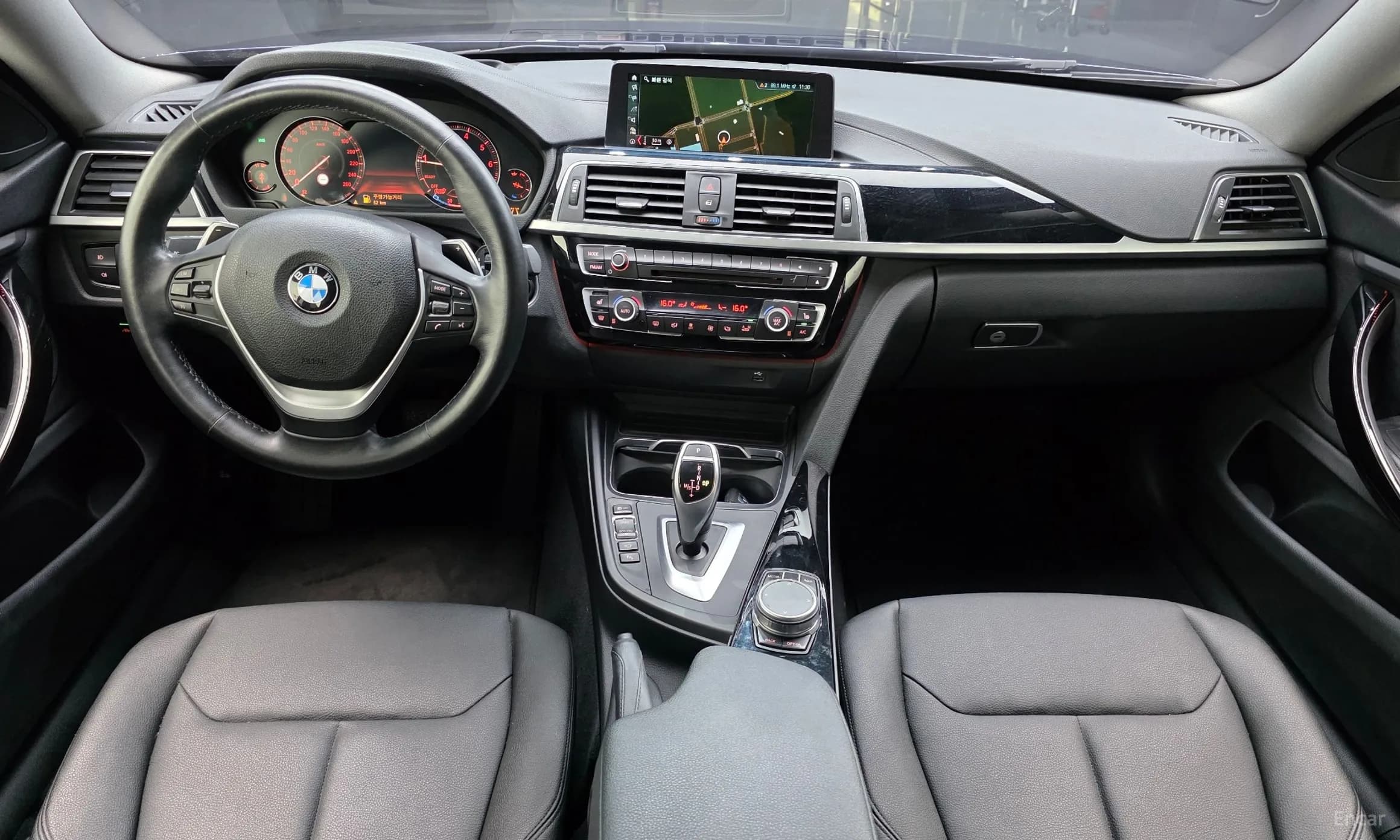 Series 4 (F32)