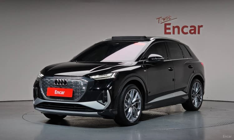 Q4 e-tron (F4)