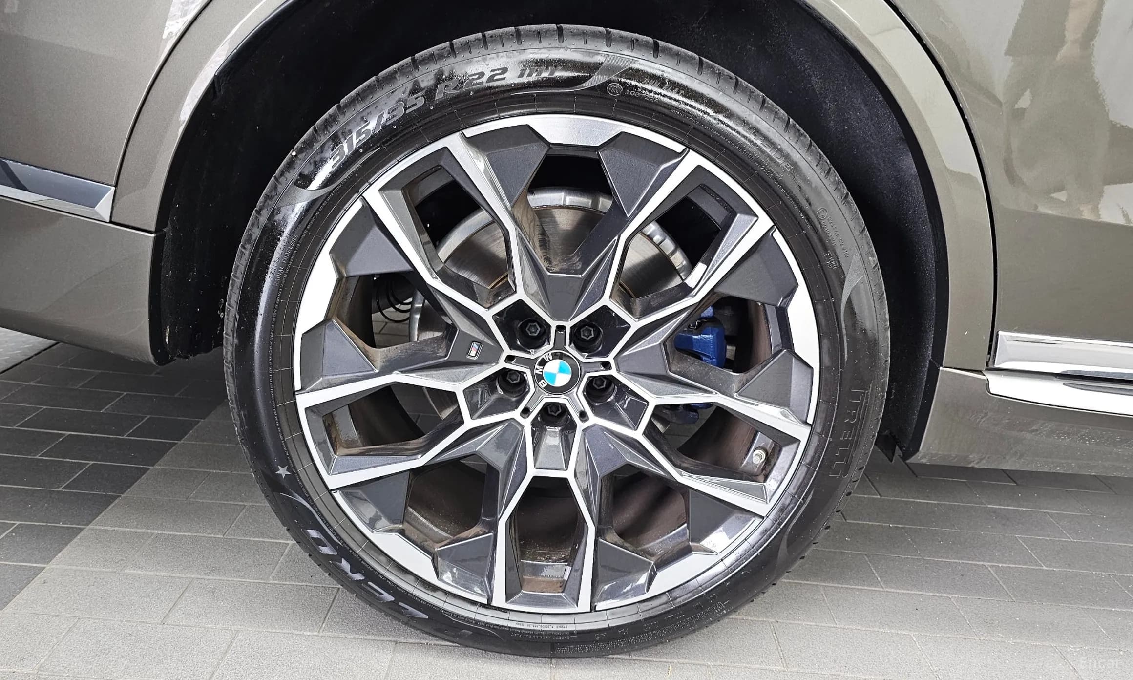 X7 (G07)