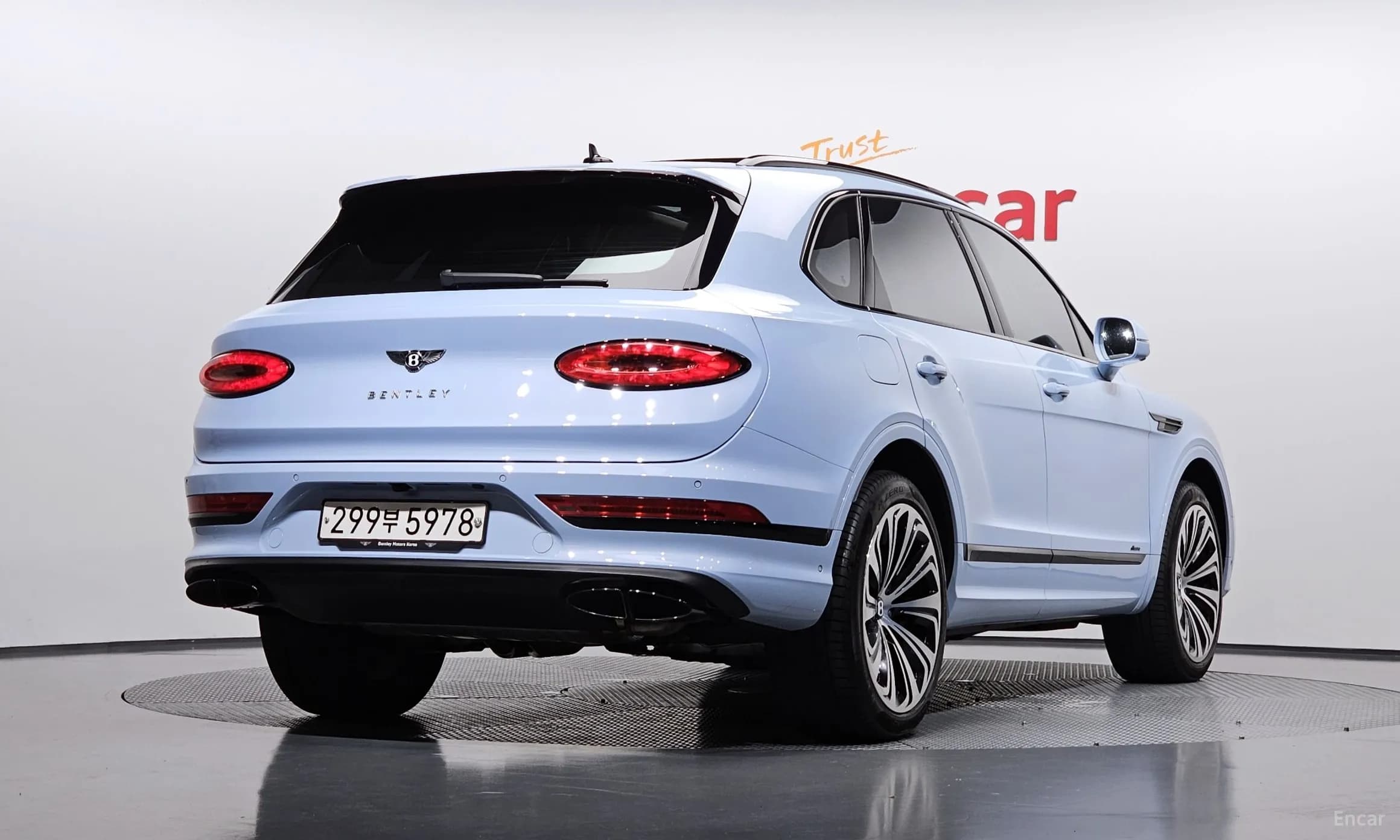 Bentayga