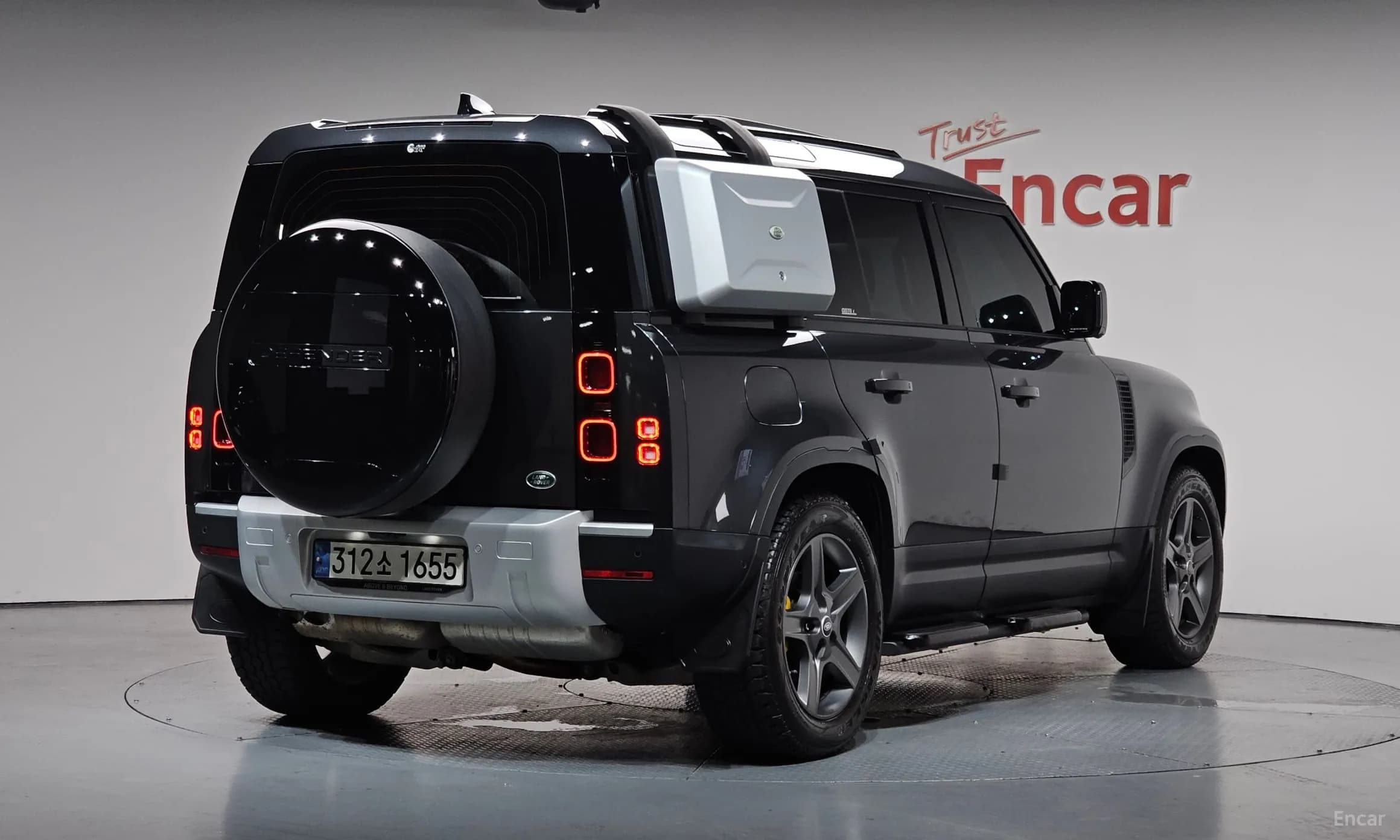 Defender (L663)