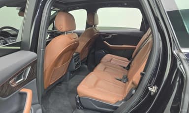 Q7 (4M)
