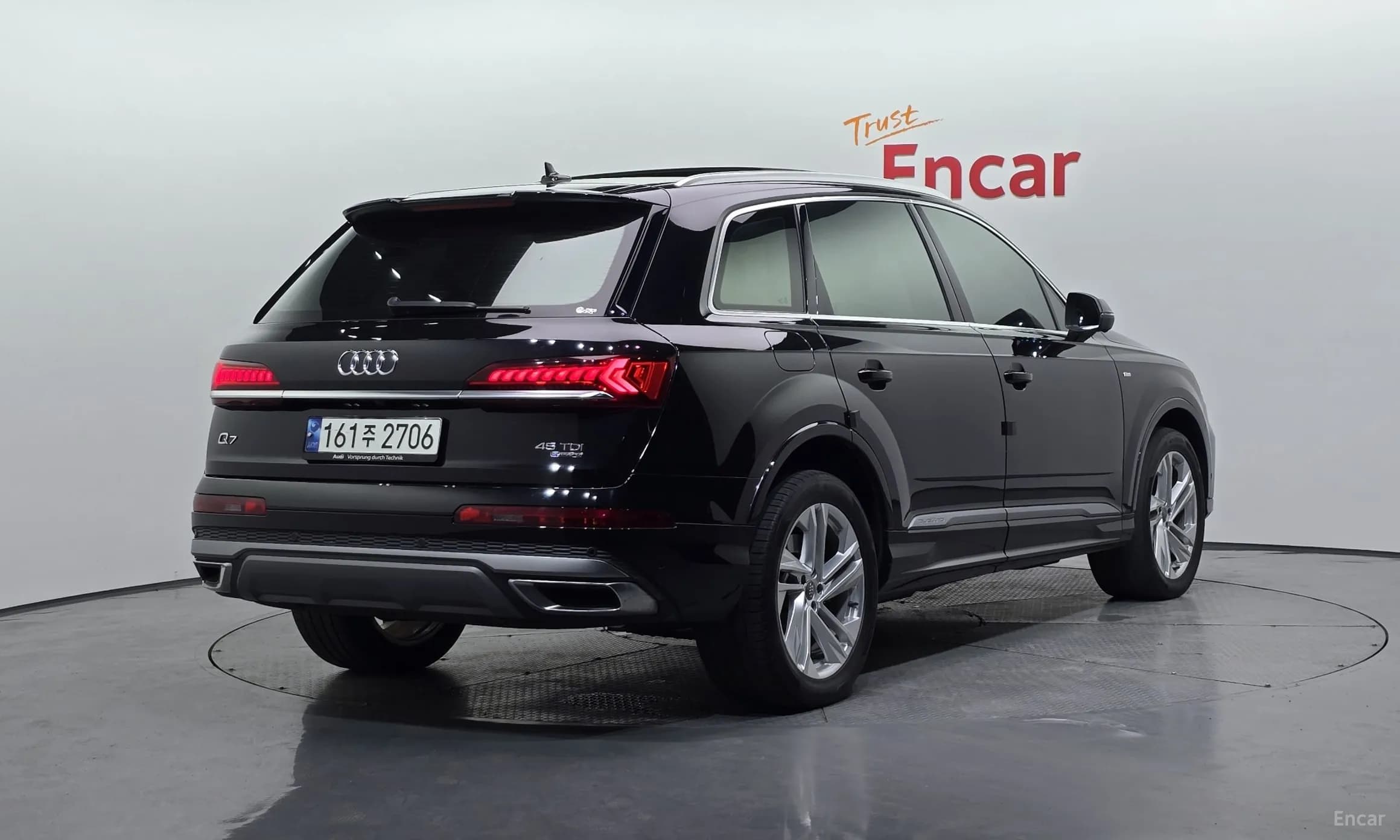 Q7 (4M)