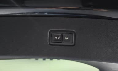 Q7 (4M)