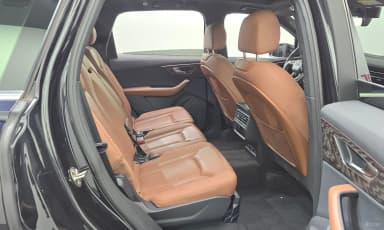 Q7 (4M)