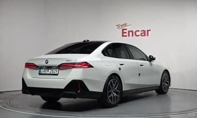 5 Series (G60)