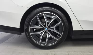 5 Series (G60)