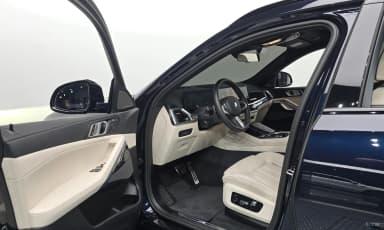 X6 (G06)