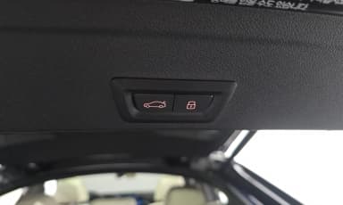 X6 (G06)