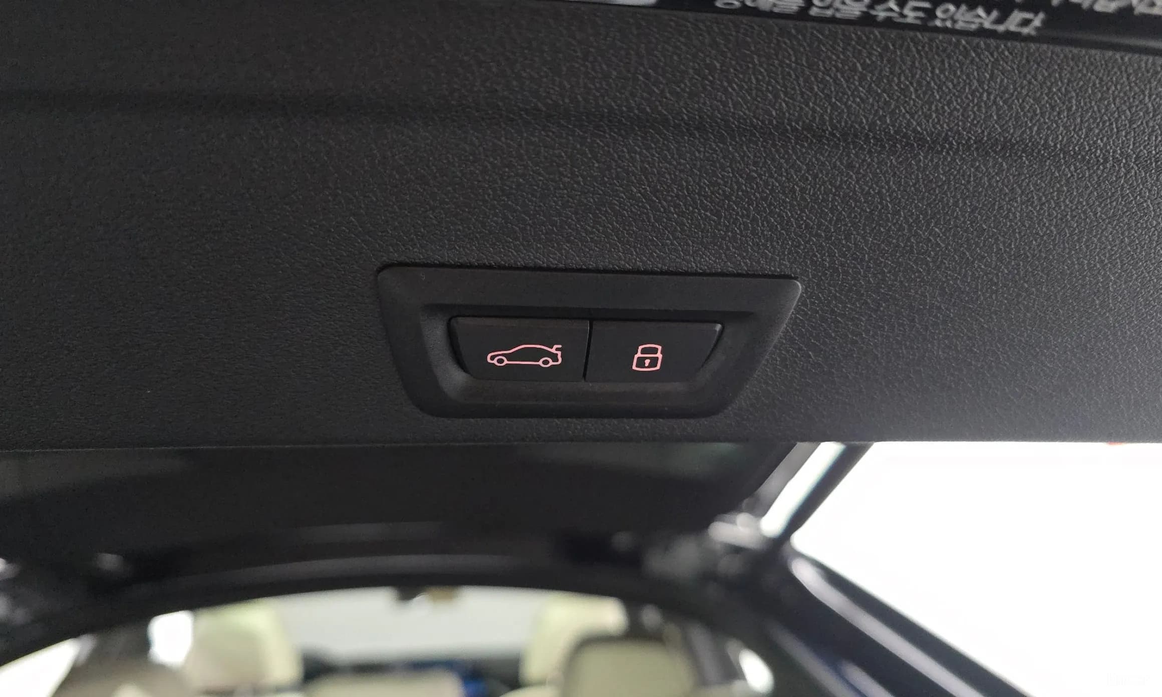 X6 (G06)