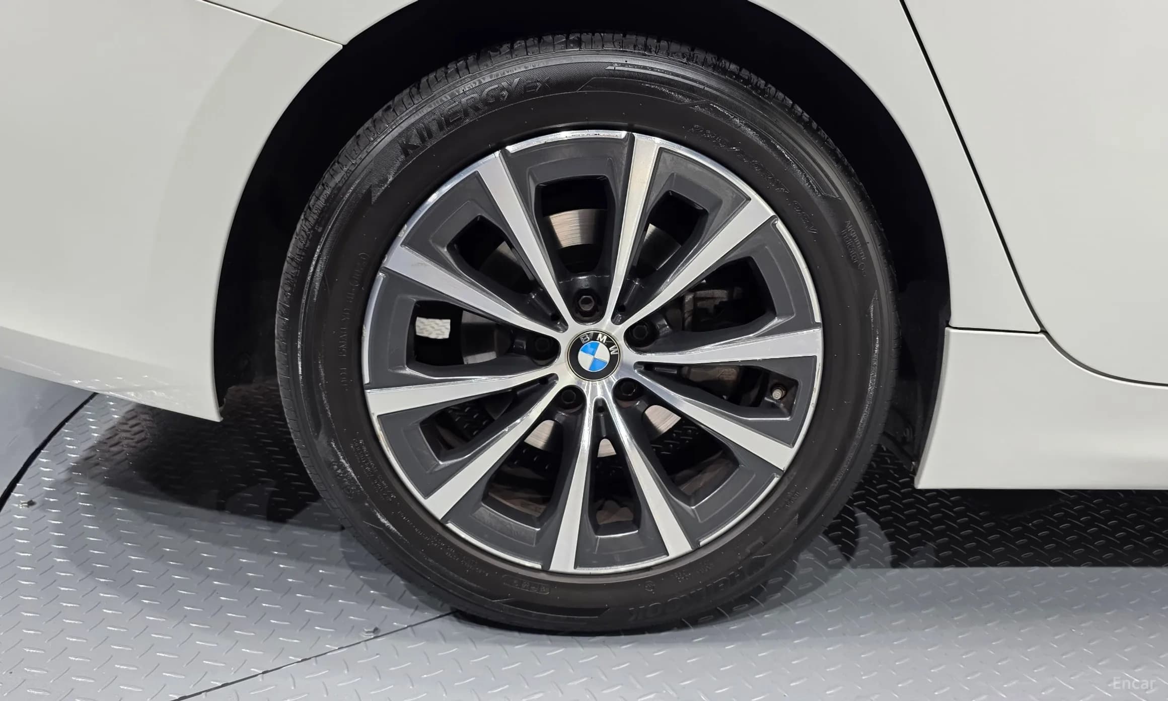3 Series (G20)