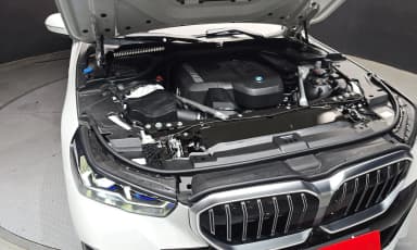 5 Series (G60)