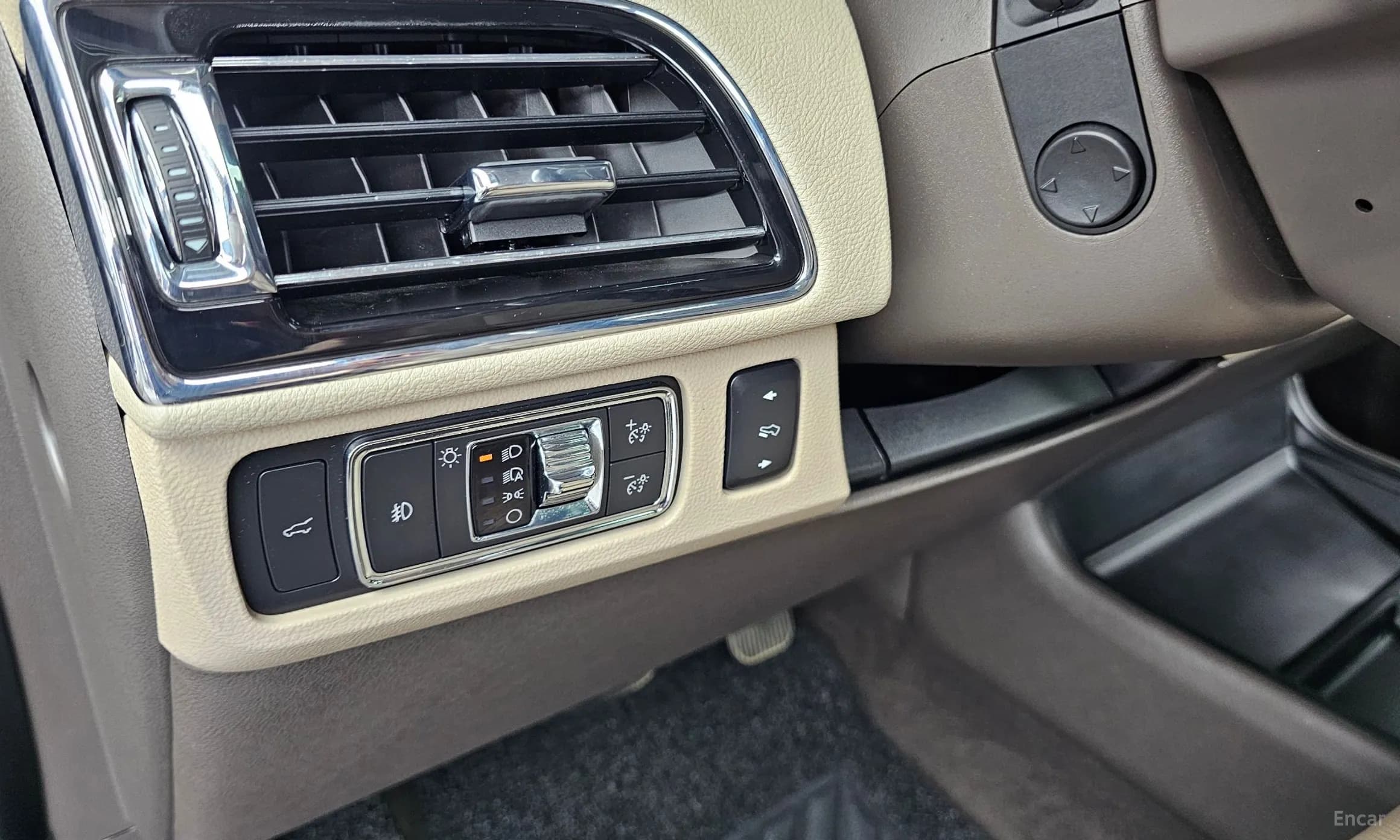 Navigator 4th generation