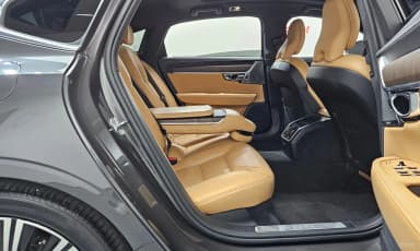 S90