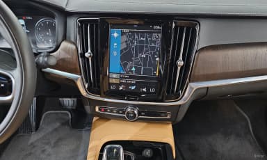 S90