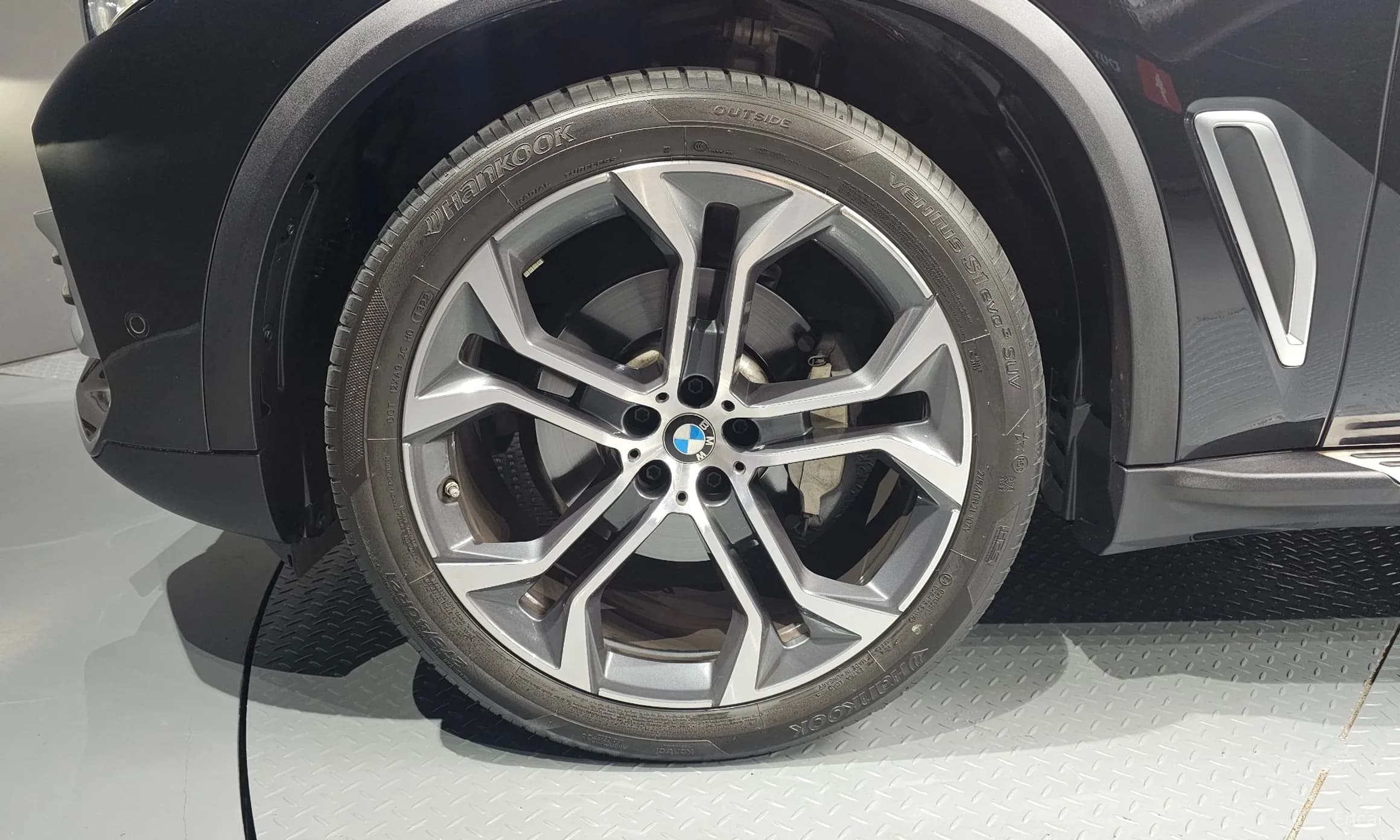 X5 (G05)