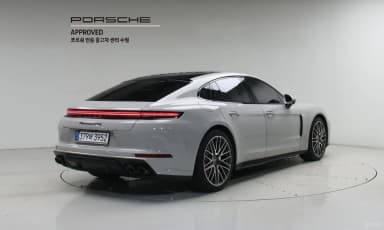Panamera (976)
