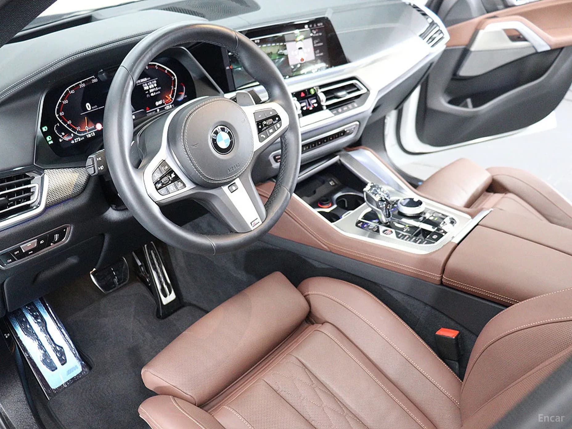 X6 (G06)