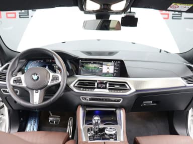 X6 (G06)