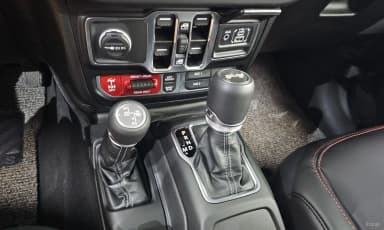 Wrangler (JL)