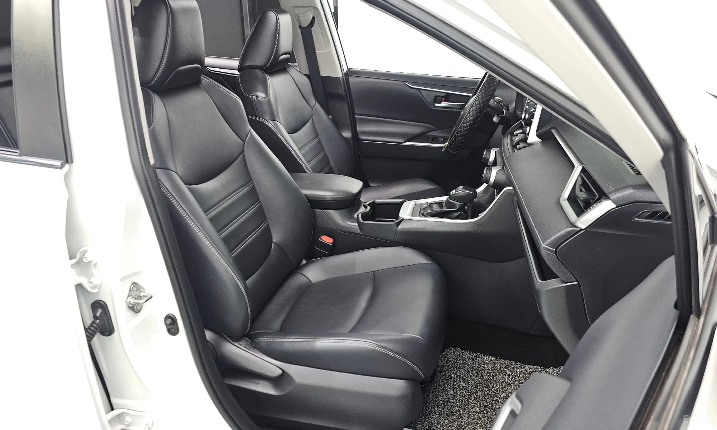 RAV4 5th Generation