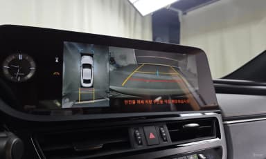 ES300h 7th Generation