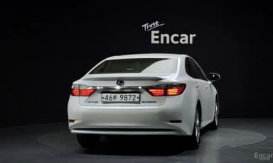 New ES300h