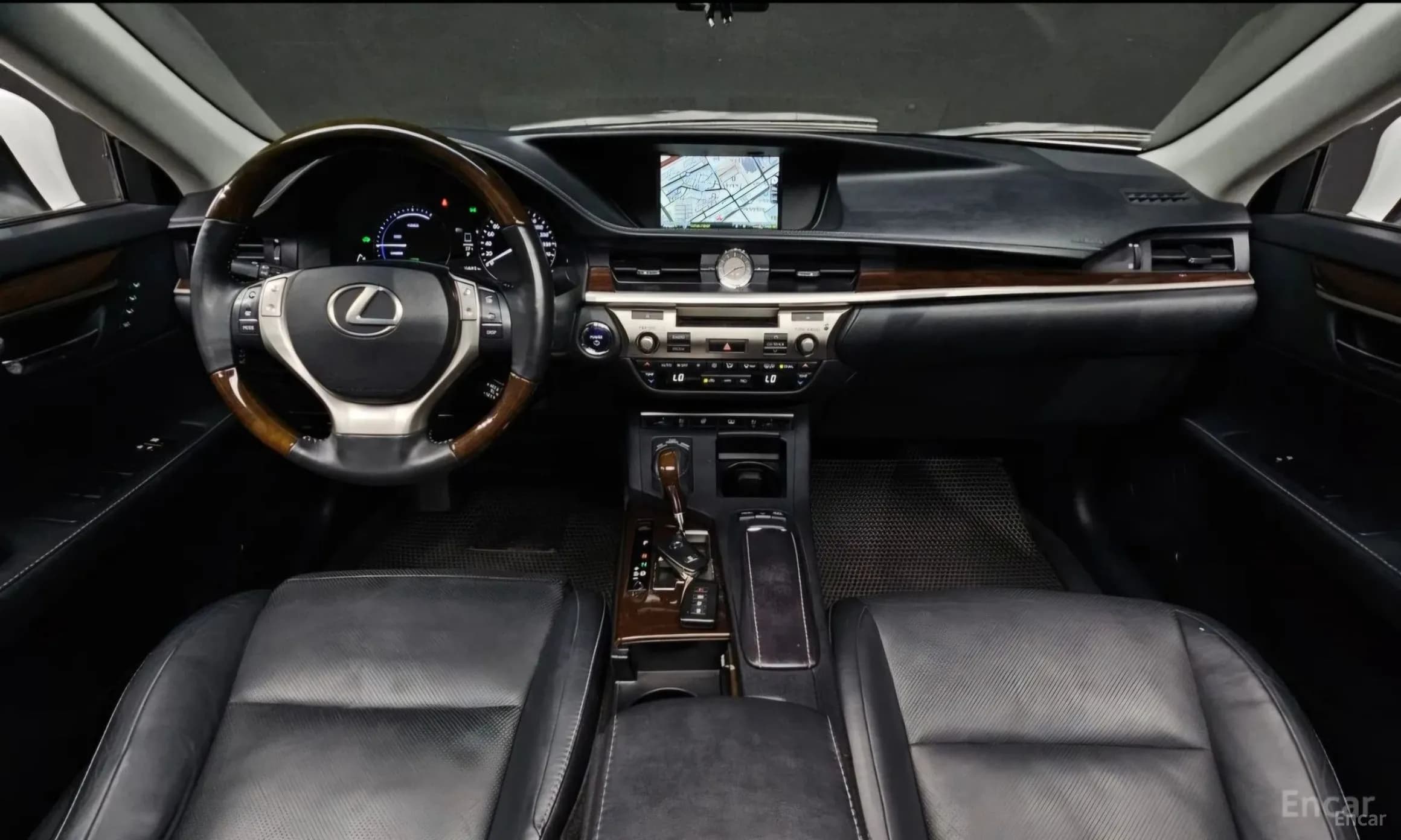 New ES300h