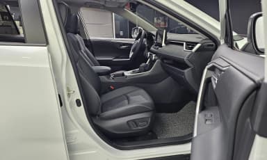 RAV4 5th Generation