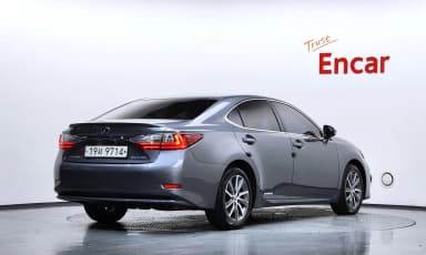 New ES300h