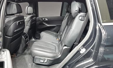 X7 (G07)