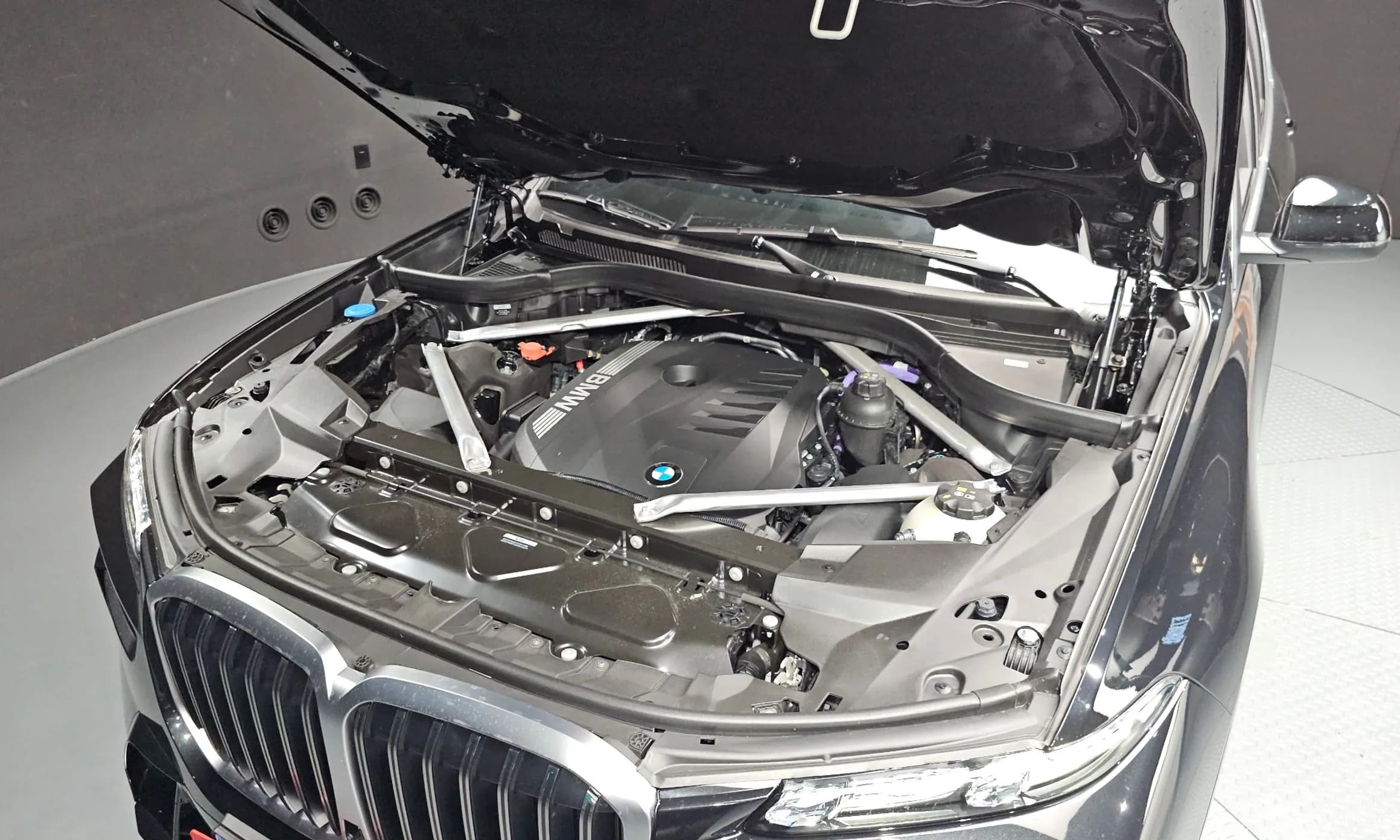 X7 (G07)
